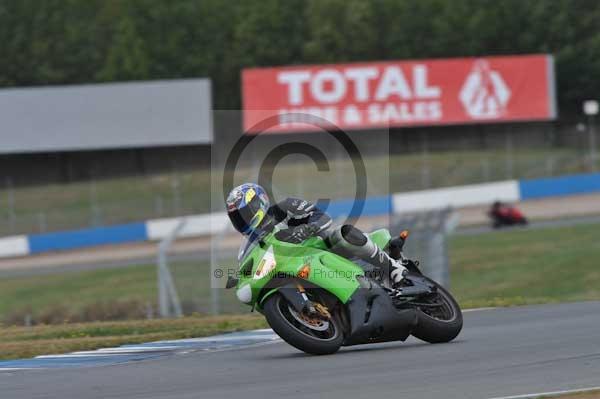 Motorcycle action photographs;Trackday digital images;donington;donington park leicestershire;donington photographs;event digital images;eventdigitalimages;no limits trackday;peter wileman photography;trackday;trackday photos