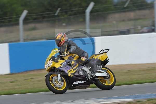 Motorcycle action photographs;Trackday digital images;donington;donington park leicestershire;donington photographs;event digital images;eventdigitalimages;no limits trackday;peter wileman photography;trackday;trackday photos