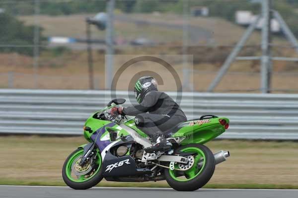 Motorcycle action photographs;Trackday digital images;donington;donington park leicestershire;donington photographs;event digital images;eventdigitalimages;no limits trackday;peter wileman photography;trackday;trackday photos