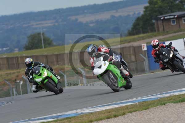 Motorcycle action photographs;Trackday digital images;donington;donington park leicestershire;donington photographs;event digital images;eventdigitalimages;no limits trackday;peter wileman photography;trackday;trackday photos