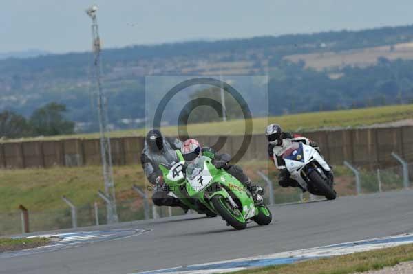 Motorcycle action photographs;Trackday digital images;donington;donington park leicestershire;donington photographs;event digital images;eventdigitalimages;no limits trackday;peter wileman photography;trackday;trackday photos