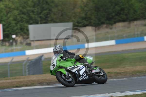 Motorcycle action photographs;Trackday digital images;donington;donington park leicestershire;donington photographs;event digital images;eventdigitalimages;no limits trackday;peter wileman photography;trackday;trackday photos