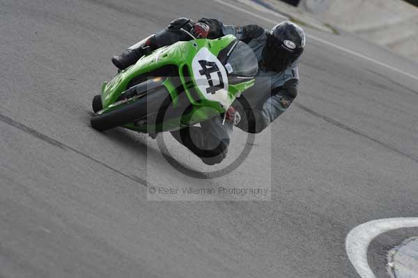 Motorcycle action photographs;Trackday digital images;donington;donington park leicestershire;donington photographs;event digital images;eventdigitalimages;no limits trackday;peter wileman photography;trackday;trackday photos