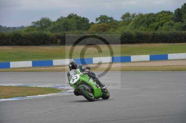 Motorcycle action photographs;Trackday digital images;donington;donington park leicestershire;donington photographs;event digital images;eventdigitalimages;no limits trackday;peter wileman photography;trackday;trackday photos