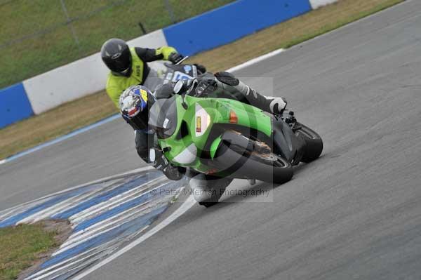 Motorcycle action photographs;Trackday digital images;donington;donington park leicestershire;donington photographs;event digital images;eventdigitalimages;no limits trackday;peter wileman photography;trackday;trackday photos