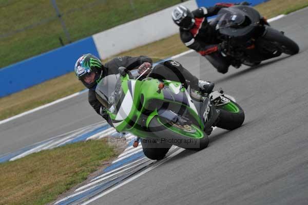 Motorcycle action photographs;Trackday digital images;donington;donington park leicestershire;donington photographs;event digital images;eventdigitalimages;no limits trackday;peter wileman photography;trackday;trackday photos