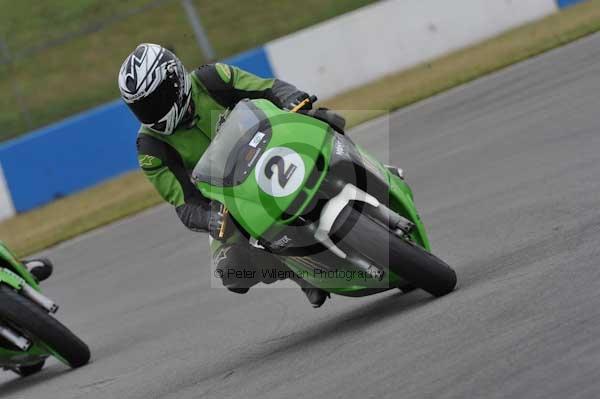 Motorcycle action photographs;Trackday digital images;donington;donington park leicestershire;donington photographs;event digital images;eventdigitalimages;no limits trackday;peter wileman photography;trackday;trackday photos