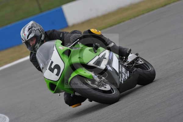 Motorcycle action photographs;Trackday digital images;donington;donington park leicestershire;donington photographs;event digital images;eventdigitalimages;no limits trackday;peter wileman photography;trackday;trackday photos