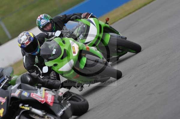 Motorcycle action photographs;Trackday digital images;donington;donington park leicestershire;donington photographs;event digital images;eventdigitalimages;no limits trackday;peter wileman photography;trackday;trackday photos