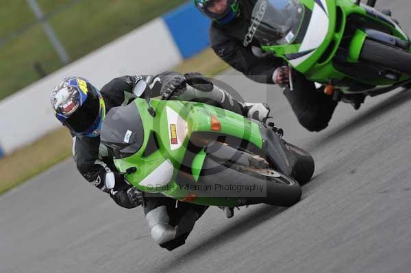 Motorcycle action photographs;Trackday digital images;donington;donington park leicestershire;donington photographs;event digital images;eventdigitalimages;no limits trackday;peter wileman photography;trackday;trackday photos