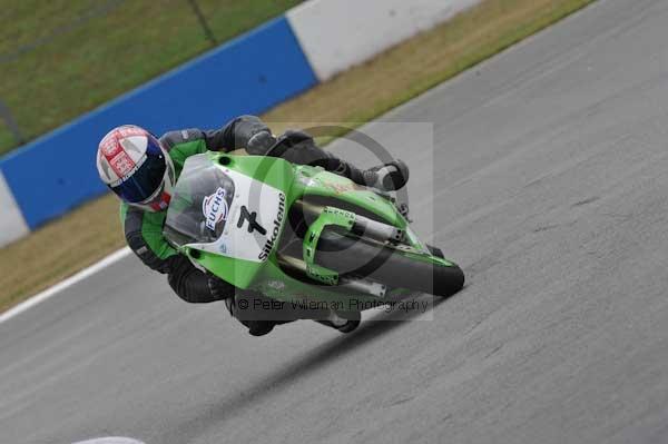 Motorcycle action photographs;Trackday digital images;donington;donington park leicestershire;donington photographs;event digital images;eventdigitalimages;no limits trackday;peter wileman photography;trackday;trackday photos