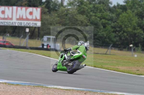 Motorcycle action photographs;Trackday digital images;donington;donington park leicestershire;donington photographs;event digital images;eventdigitalimages;no limits trackday;peter wileman photography;trackday;trackday photos