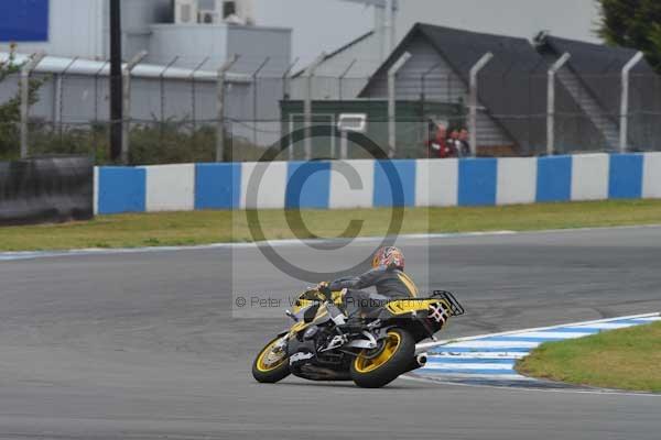 Motorcycle action photographs;Trackday digital images;donington;donington park leicestershire;donington photographs;event digital images;eventdigitalimages;no limits trackday;peter wileman photography;trackday;trackday photos