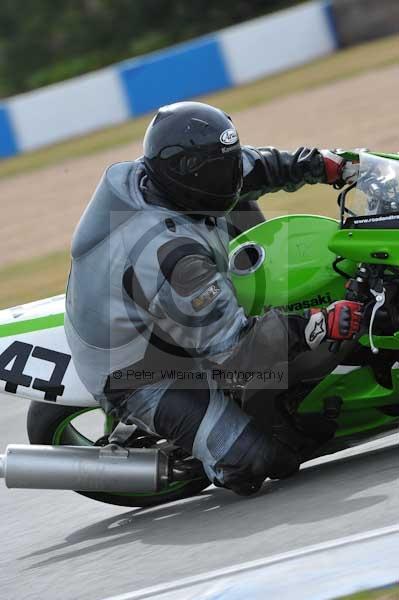 Motorcycle action photographs;Trackday digital images;donington;donington park leicestershire;donington photographs;event digital images;eventdigitalimages;no limits trackday;peter wileman photography;trackday;trackday photos