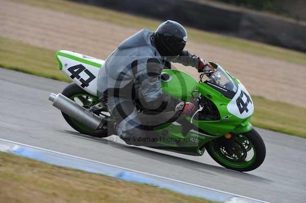 Motorcycle action photographs;Trackday digital images;donington;donington park leicestershire;donington photographs;event digital images;eventdigitalimages;no limits trackday;peter wileman photography;trackday;trackday photos