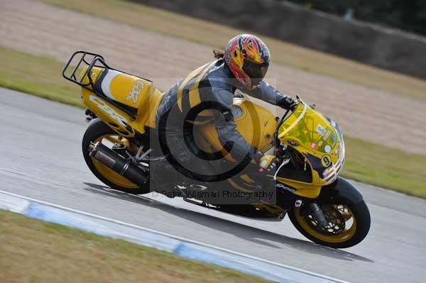 Motorcycle action photographs;Trackday digital images;donington;donington park leicestershire;donington photographs;event digital images;eventdigitalimages;no limits trackday;peter wileman photography;trackday;trackday photos