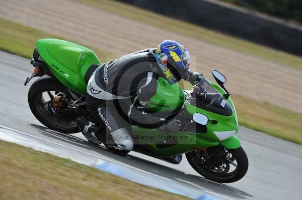 Motorcycle action photographs;Trackday digital images;donington;donington park leicestershire;donington photographs;event digital images;eventdigitalimages;no limits trackday;peter wileman photography;trackday;trackday photos