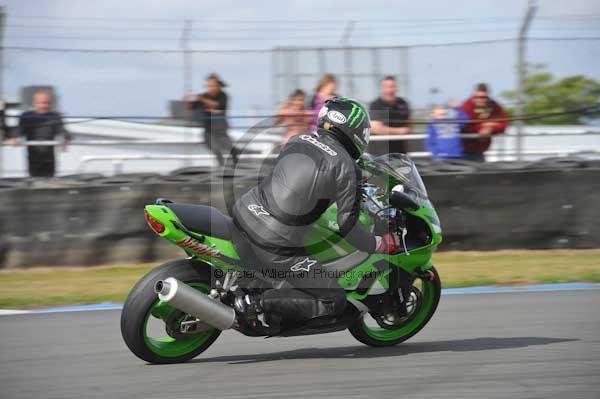 Motorcycle action photographs;Trackday digital images;donington;donington park leicestershire;donington photographs;event digital images;eventdigitalimages;no limits trackday;peter wileman photography;trackday;trackday photos