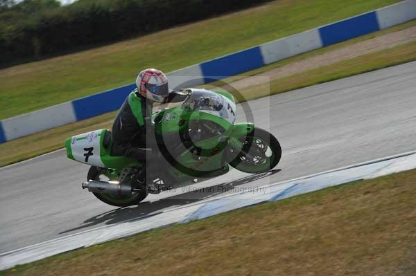 Motorcycle action photographs;Trackday digital images;donington;donington park leicestershire;donington photographs;event digital images;eventdigitalimages;no limits trackday;peter wileman photography;trackday;trackday photos