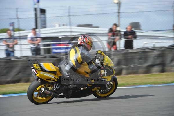 Motorcycle action photographs;Trackday digital images;donington;donington park leicestershire;donington photographs;event digital images;eventdigitalimages;no limits trackday;peter wileman photography;trackday;trackday photos