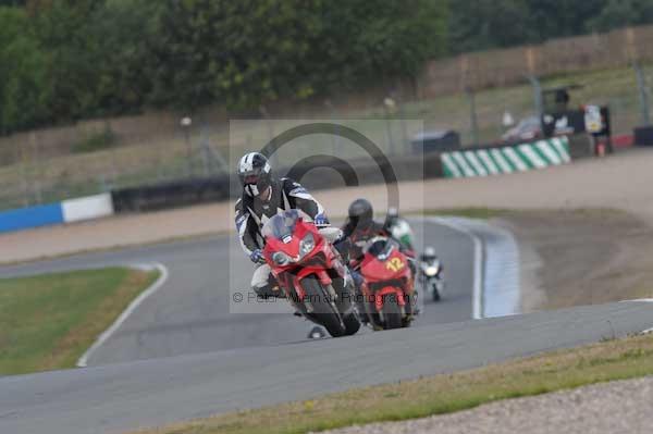 Motorcycle action photographs;Trackday digital images;donington;donington park leicestershire;donington photographs;event digital images;eventdigitalimages;no limits trackday;peter wileman photography;trackday;trackday photos