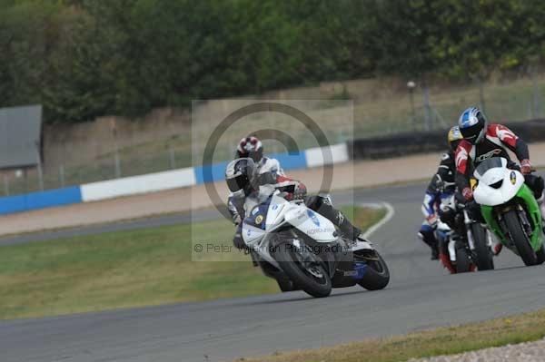 Motorcycle action photographs;Trackday digital images;donington;donington park leicestershire;donington photographs;event digital images;eventdigitalimages;no limits trackday;peter wileman photography;trackday;trackday photos