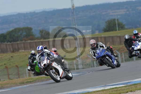 Motorcycle action photographs;Trackday digital images;donington;donington park leicestershire;donington photographs;event digital images;eventdigitalimages;no limits trackday;peter wileman photography;trackday;trackday photos