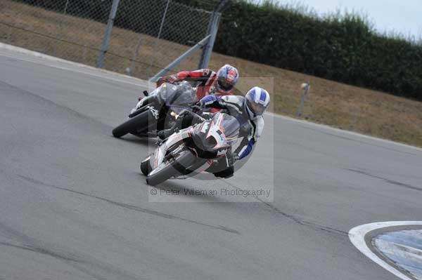 Motorcycle action photographs;Trackday digital images;donington;donington park leicestershire;donington photographs;event digital images;eventdigitalimages;no limits trackday;peter wileman photography;trackday;trackday photos