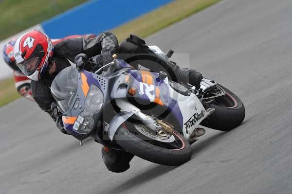 Motorcycle action photographs;Trackday digital images;donington;donington park leicestershire;donington photographs;event digital images;eventdigitalimages;no limits trackday;peter wileman photography;trackday;trackday photos