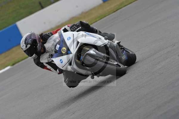 Motorcycle action photographs;Trackday digital images;donington;donington park leicestershire;donington photographs;event digital images;eventdigitalimages;no limits trackday;peter wileman photography;trackday;trackday photos