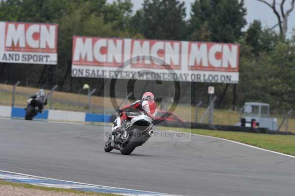 Motorcycle action photographs;Trackday digital images;donington;donington park leicestershire;donington photographs;event digital images;eventdigitalimages;no limits trackday;peter wileman photography;trackday;trackday photos