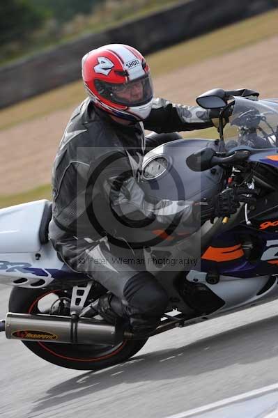 Motorcycle action photographs;Trackday digital images;donington;donington park leicestershire;donington photographs;event digital images;eventdigitalimages;no limits trackday;peter wileman photography;trackday;trackday photos