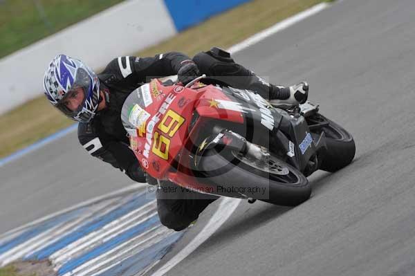 Motorcycle action photographs;Trackday digital images;donington;donington park leicestershire;donington photographs;event digital images;eventdigitalimages;no limits trackday;peter wileman photography;trackday;trackday photos