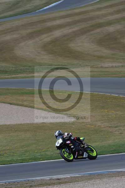 Motorcycle action photographs;Trackday digital images;donington;donington park leicestershire;donington photographs;event digital images;eventdigitalimages;no limits trackday;peter wileman photography;trackday;trackday photos