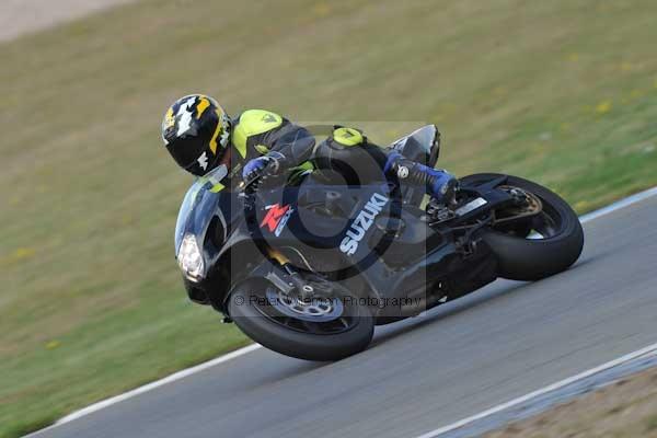 Motorcycle action photographs;Trackday digital images;donington;donington park leicestershire;donington photographs;event digital images;eventdigitalimages;no limits trackday;peter wileman photography;trackday;trackday photos