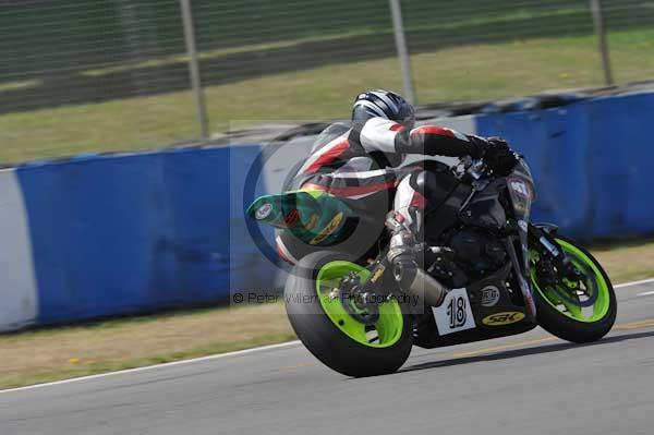 Motorcycle action photographs;Trackday digital images;donington;donington park leicestershire;donington photographs;event digital images;eventdigitalimages;no limits trackday;peter wileman photography;trackday;trackday photos