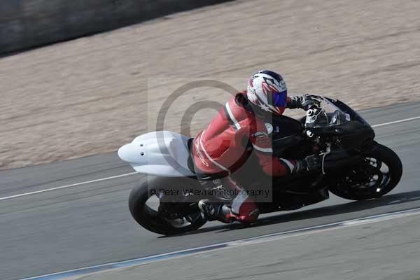 Motorcycle action photographs;Trackday digital images;donington;donington park leicestershire;donington photographs;event digital images;eventdigitalimages;no limits trackday;peter wileman photography;trackday;trackday photos