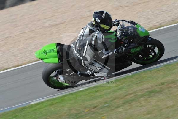 Motorcycle action photographs;Trackday digital images;donington;donington park leicestershire;donington photographs;event digital images;eventdigitalimages;no limits trackday;peter wileman photography;trackday;trackday photos