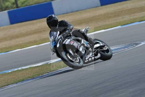 Motorcycle action photographs;Trackday digital images;donington;donington park leicestershire;donington photographs;event digital images;eventdigitalimages;no limits trackday;peter wileman photography;trackday;trackday photos