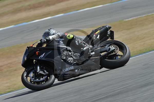 Motorcycle action photographs;Trackday digital images;donington;donington park leicestershire;donington photographs;event digital images;eventdigitalimages;no limits trackday;peter wileman photography;trackday;trackday photos