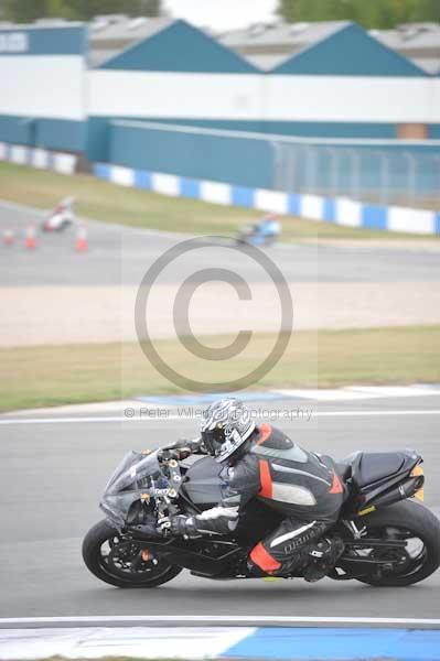 Motorcycle action photographs;Trackday digital images;donington;donington park leicestershire;donington photographs;event digital images;eventdigitalimages;no limits trackday;peter wileman photography;trackday;trackday photos