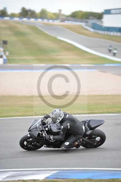 Motorcycle action photographs;Trackday digital images;donington;donington park leicestershire;donington photographs;event digital images;eventdigitalimages;no limits trackday;peter wileman photography;trackday;trackday photos