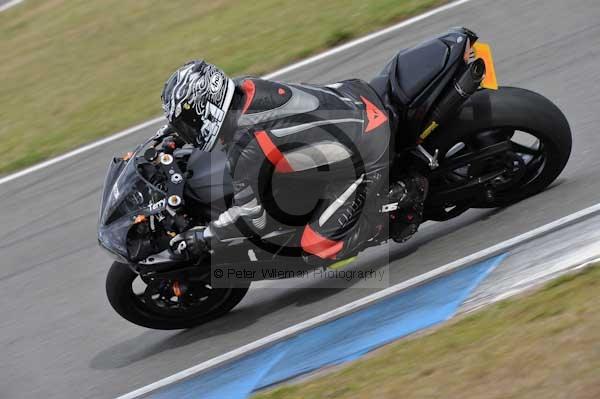 Motorcycle action photographs;Trackday digital images;donington;donington park leicestershire;donington photographs;event digital images;eventdigitalimages;no limits trackday;peter wileman photography;trackday;trackday photos