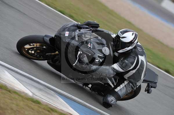 Motorcycle action photographs;Trackday digital images;donington;donington park leicestershire;donington photographs;event digital images;eventdigitalimages;no limits trackday;peter wileman photography;trackday;trackday photos