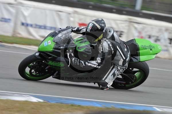 Motorcycle action photographs;Trackday digital images;donington;donington park leicestershire;donington photographs;event digital images;eventdigitalimages;no limits trackday;peter wileman photography;trackday;trackday photos