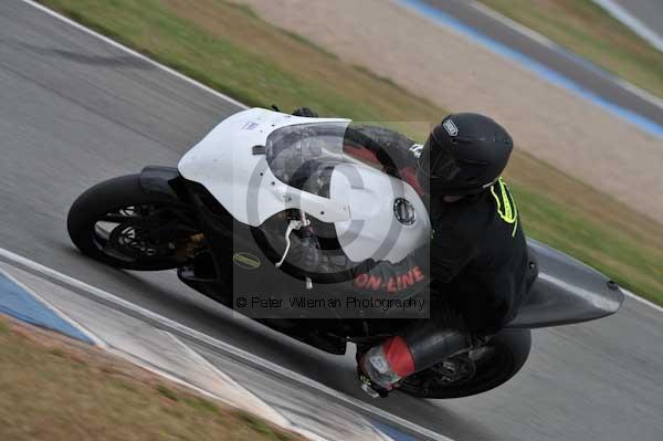 Motorcycle action photographs;Trackday digital images;donington;donington park leicestershire;donington photographs;event digital images;eventdigitalimages;no limits trackday;peter wileman photography;trackday;trackday photos