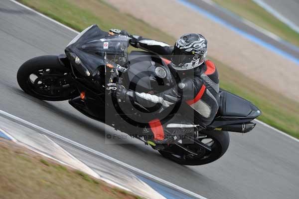 Motorcycle action photographs;Trackday digital images;donington;donington park leicestershire;donington photographs;event digital images;eventdigitalimages;no limits trackday;peter wileman photography;trackday;trackday photos