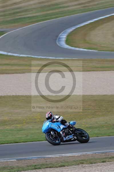 Motorcycle action photographs;Trackday digital images;donington;donington park leicestershire;donington photographs;event digital images;eventdigitalimages;no limits trackday;peter wileman photography;trackday;trackday photos