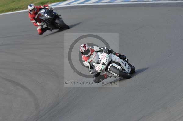 Motorcycle action photographs;Trackday digital images;donington;donington park leicestershire;donington photographs;event digital images;eventdigitalimages;no limits trackday;peter wileman photography;trackday;trackday photos