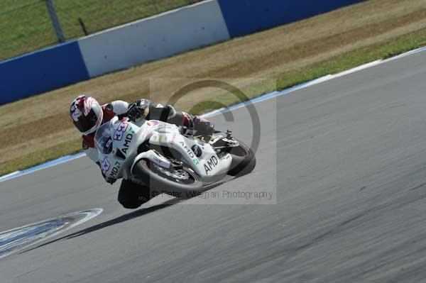 Motorcycle action photographs;Trackday digital images;donington;donington park leicestershire;donington photographs;event digital images;eventdigitalimages;no limits trackday;peter wileman photography;trackday;trackday photos